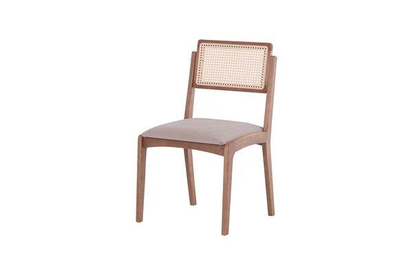 cadeira para quarto ária areia vista na diagonal em fundo branco
