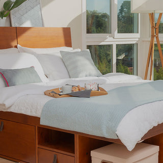 quarto com cama de casal bali na cor caramelo