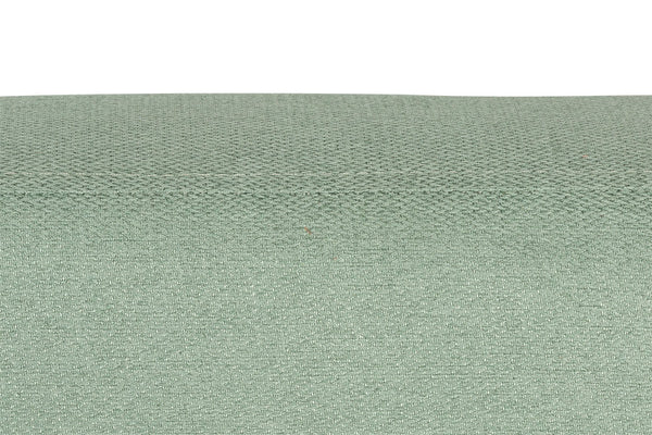 poltrona para sala agnes base natural e tecido verde detalhe tecido