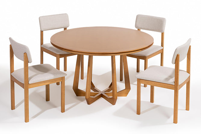 Mesa de Jantar Redonda de Madeira Atrio 130 cm Mel ambientada