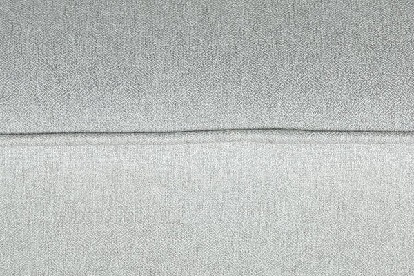Poltrona para Sala Liora - Areia e Tecido Cinza detalhe tecido