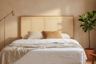 Cabeceira de Cama Casal Serena ambientada no quarto