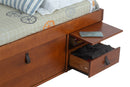 cama bali de solteiro caramelo em fundo branco detalhe mesa de cabeceira