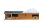 foto da cama queen size com gavetas bali na cor nozes vista lateral decorada