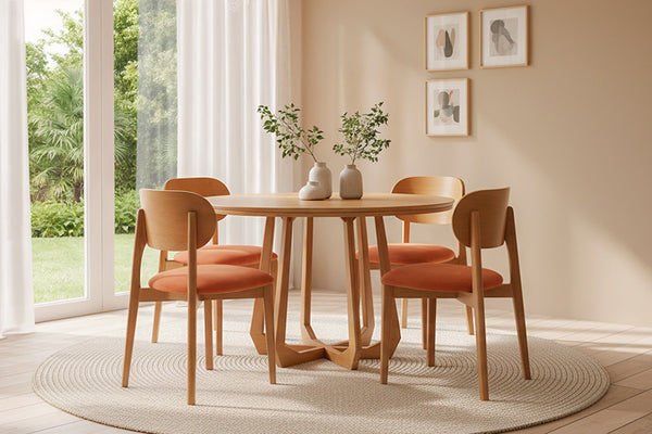 mesa atrio e cadeiras maria terracota ambientadas na sala de jantar