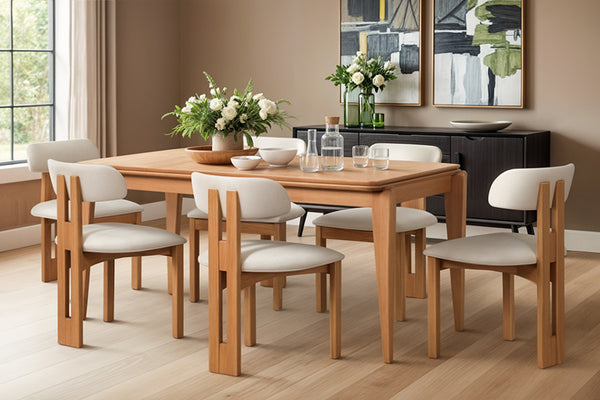 mesa de jantar coimbra 180x90cm com cadeiras trina ambientadas na sala de jantar