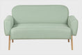 sofa 2 lugares agnes natural e tecido verde em gif mostrando varios angulos