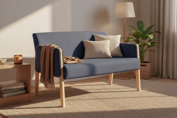 sofa arpoador cinza escuro ambientado na sala de estar