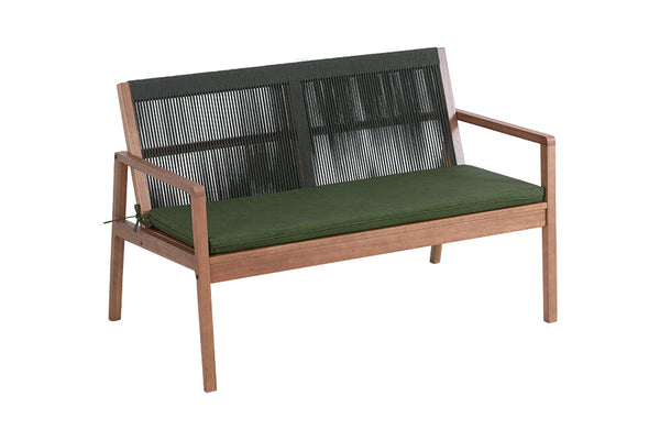 sofa de dois lugares oliva amêndoa e corda verde visto na diagonal em fundo branco