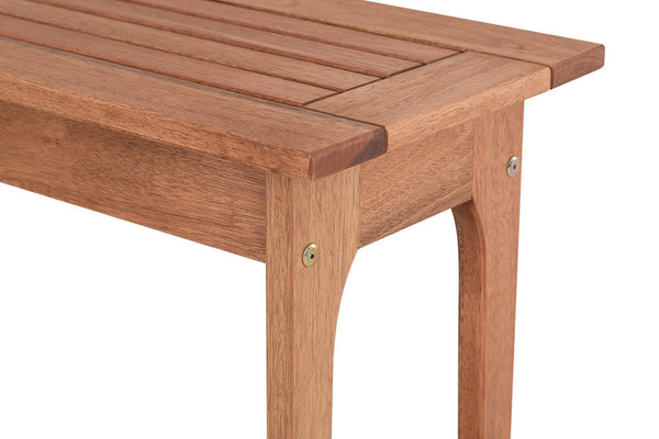 Banco para area externa bertioga jatoba focando nos detalhes da madeira