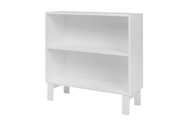 estante madeira organizadora 2 prateleiras tools branco giz em fundo infinito visto de frente