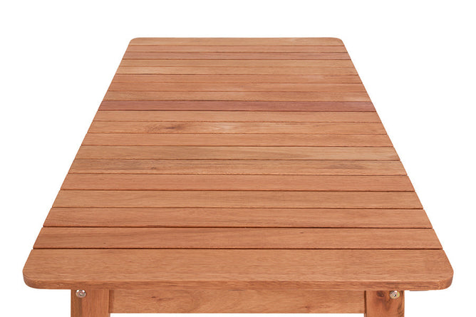 mesa de varanda 6 lugares garden castanheira em fundo infinito focando nos detalhes do tampo