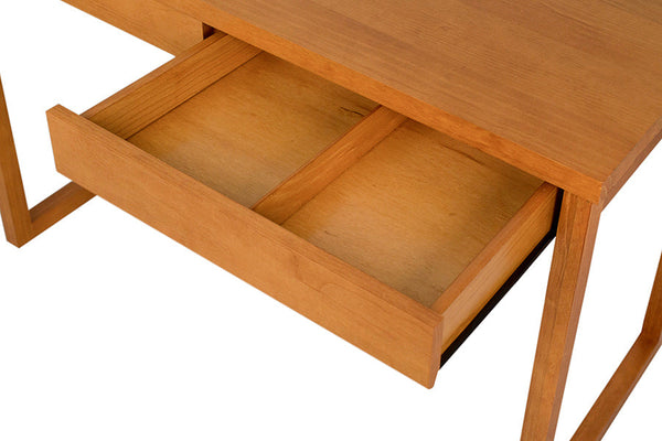 mesa escrivaninha 120 duna cerezo com uma gaveta aberta vazia com medidas da gaveta escritas na imagem