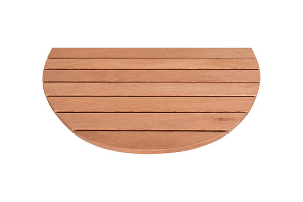 mesa para área externa redonda dobrável legno jatobá em fundo infinito focando no tampo fechado