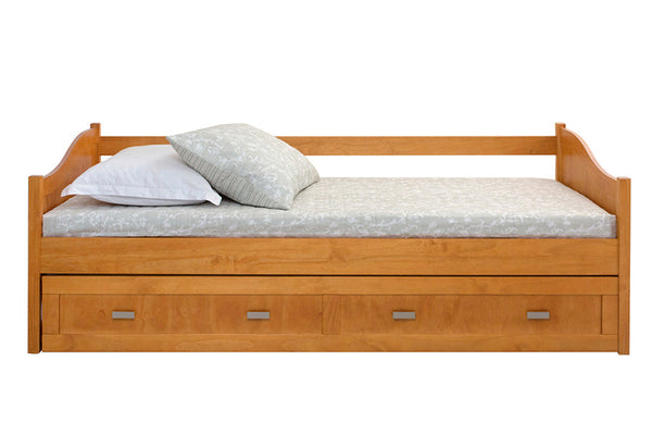 sofa camas modulo cerezo visto de frente com colchao lencol e travesseiro com cama debaixo fechada