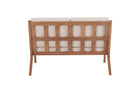 sofa living 2 lugares tris amendoa e tecido cru em fundo infinito focando nos detalhes da parte de tras
